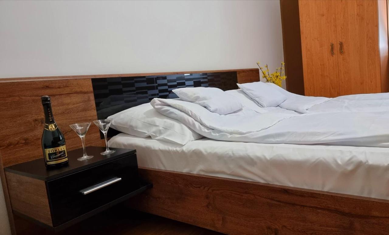 Relax Apartman Siofok-Sosto Eksteriør billede