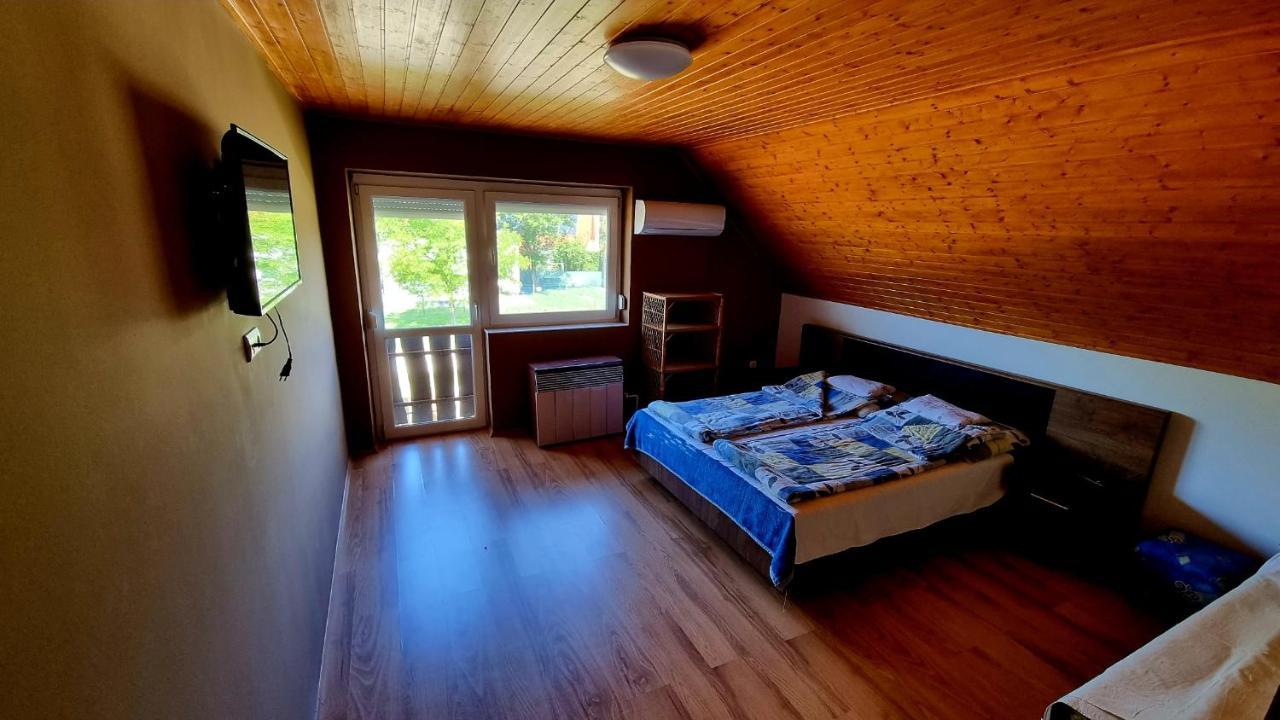 Relax Apartman Siofok-Sosto Eksteriør billede