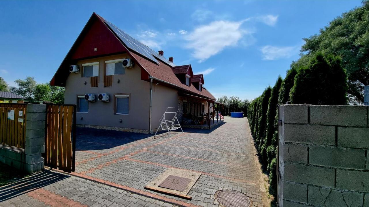 Relax Apartman Siofok-Sosto Eksteriør billede